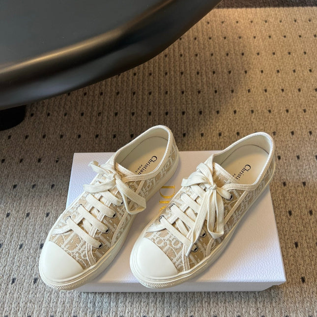DIOR 26S LOW-TOP SNEAKER 35MM IN BEIGE OBLIQUE EMBROIDERED CANVAS