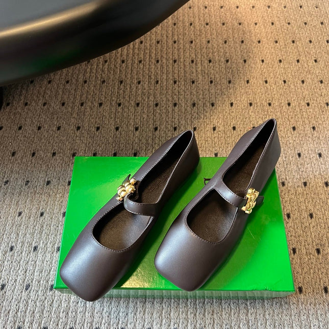 BOTTEGA VENETA 26S MARY JANE FLATS IN DARK BROWN LAMBSKIN WITH GOLD HARDWARE