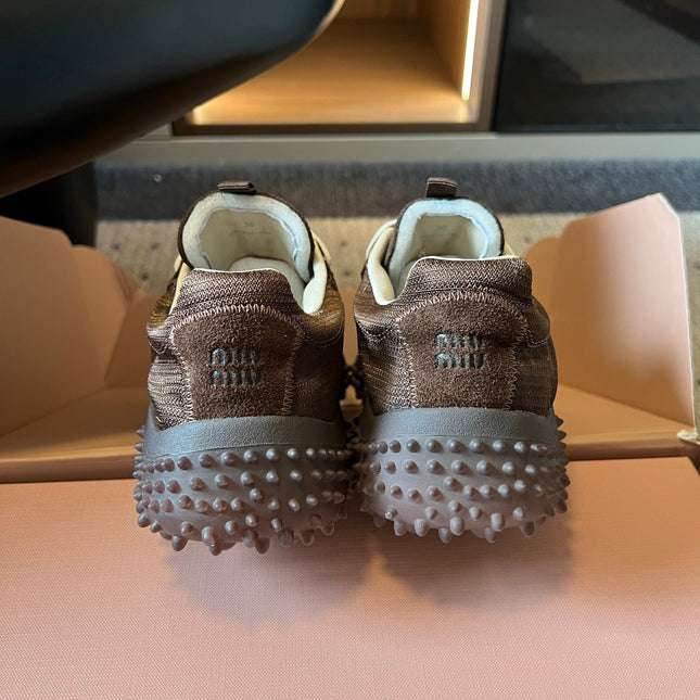 MIUMIU 26S SNEAKERS IN DARK BROWN SUEDE