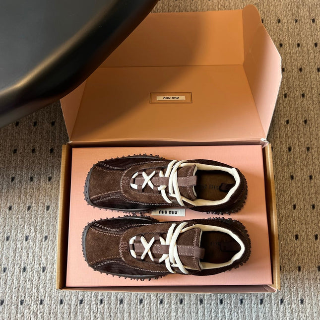 MIUMIU 26S SNEAKERS IN DARK BROWN SUEDE