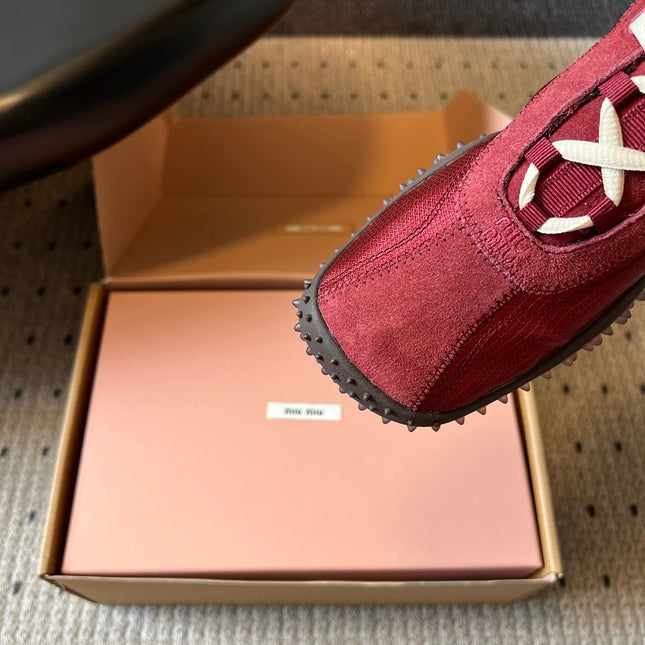 MIUMIU 26S SNEAKERS IN DARK RED SUEDE
