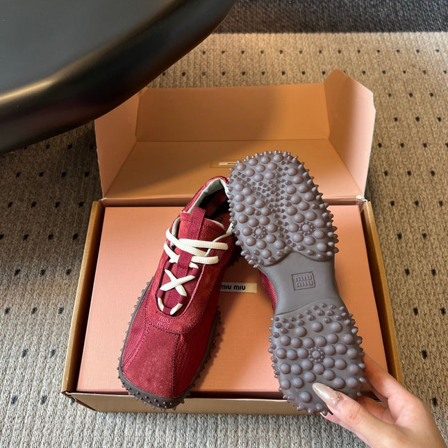 MIUMIU 26S SNEAKERS IN DARK RED SUEDE