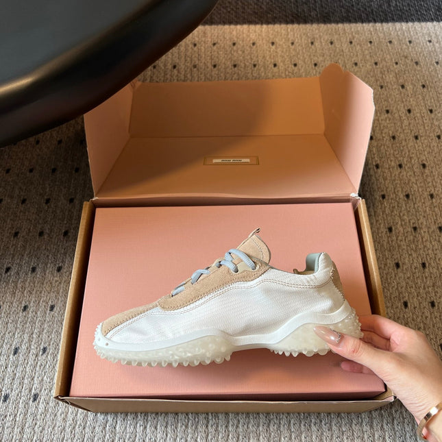MIUMIU 26S SNEAKERS IN WHITE FABRIC AND BROWN SUEDE