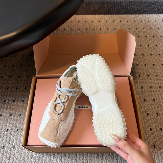 MIUMIU 26S SNEAKERS IN WHITE FABRIC AND BROWN SUEDE
