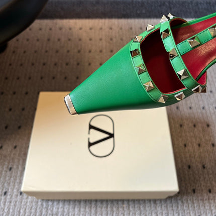 VALENTINO 26S ROCKSTUD HIGH HEELS 40 MM IN GREEN CALFSKIN