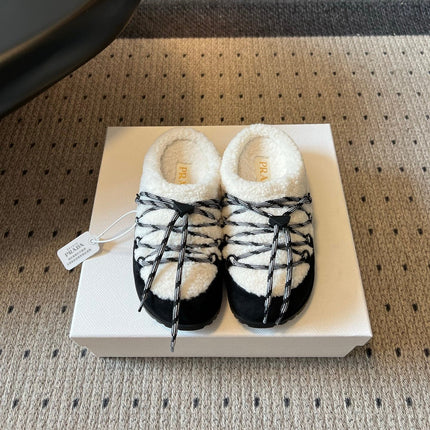PRADA 26S WOVEN MULES IN IVORY WOOL AND BLACK SUEDE