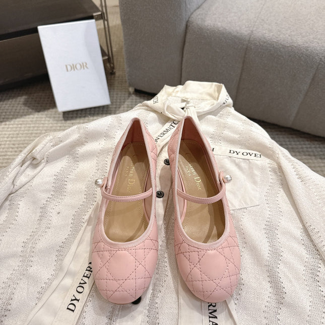 DIOR 26S MARY JANE PUMPS IN LIGHT PINK LAMBSKIN PEARL-ADORNED STRAP