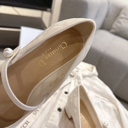DIOR 26S MARY JANE PUMPS IN CREAM WHITE LAMBSKIN PEARL-ADORNED STRAP