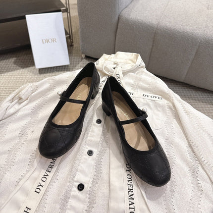 DIOR 26S MARY JANE PUMPS IN BLACK LAMBSKIN PEARL-ADORNED STRAP