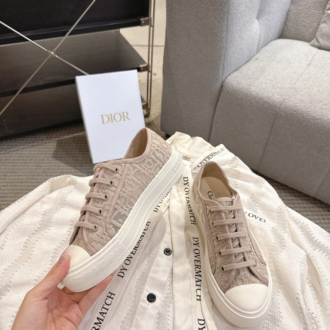 DIOR 26S SNEAKERS IN BEIGE OBLIQUE EMBROIDERED MESH