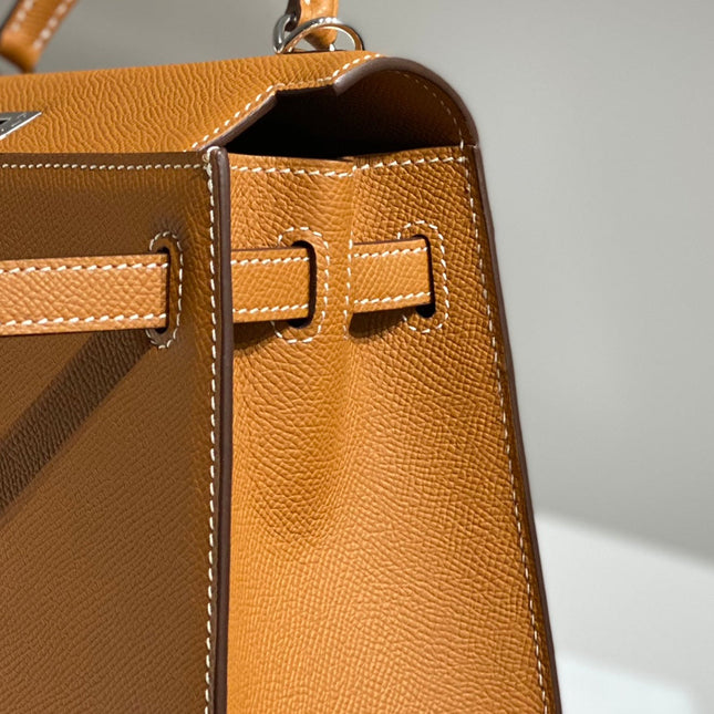 KELLY 25CM IN GOLD EPSOM CALFSKIN SILVER HARDWARE