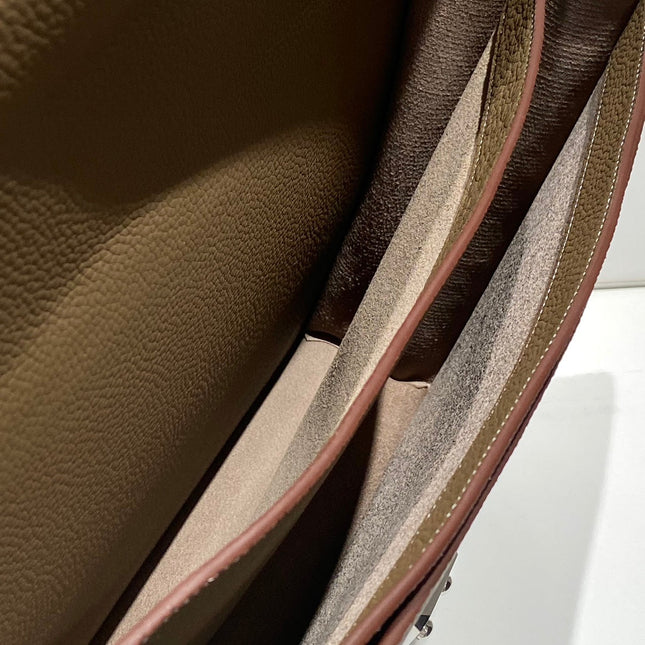 SAC A DEPECHES LIGHT 38 IN ELEZAN TOGO CALFSKIN