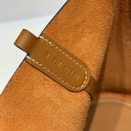 IN THE LOOP 18 IN FAUVE TOGO CALFSKIN SILVER HARDWARE