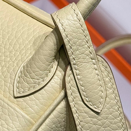 HERMES 25S MINI LINDY 19 IN PASTEL YELLOW CALFSKIN SILVER HARDWARE