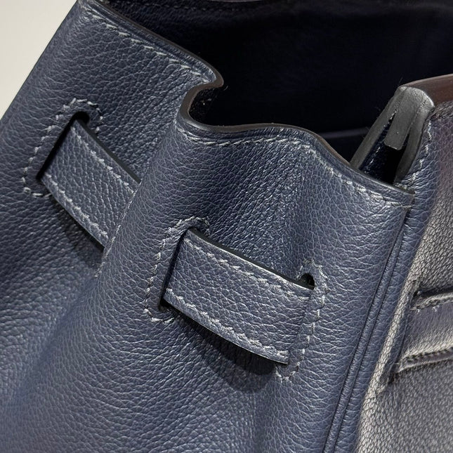 25S SHOULDER 29 IN MIDNIGHT BLUE CALFSKIN GOLD HARDWARE