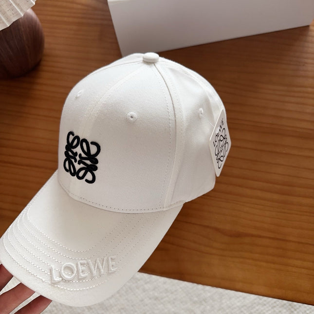 LOEWE 26S BASEBALL CAP STYLE 147