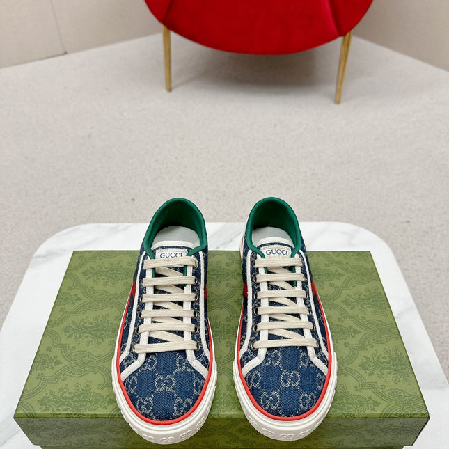 GUCCI 26S LOW TOP SNEAKERS IN BLUE DENIM STYLE 25