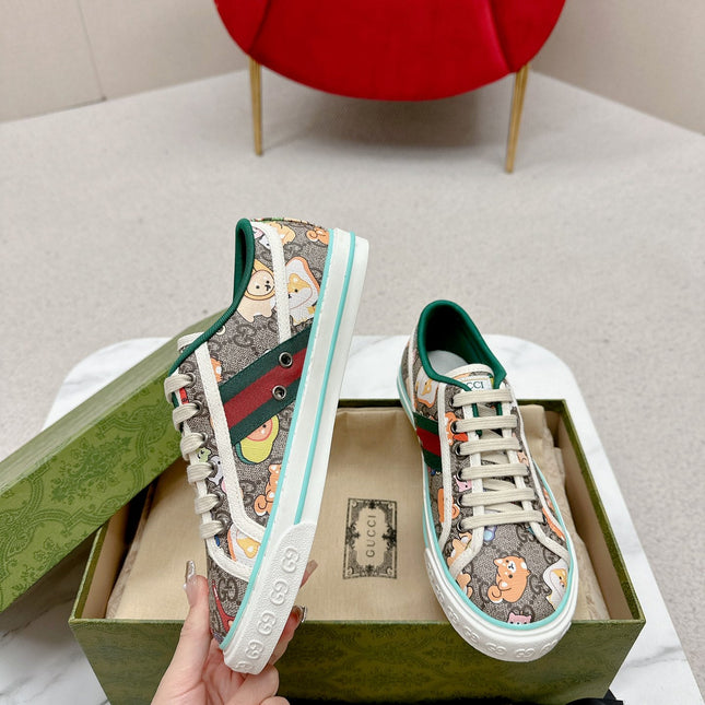 GUCCI 26S LOW TOP SNEAKERS IN MULTICOLOR CANVAS STYLE 24