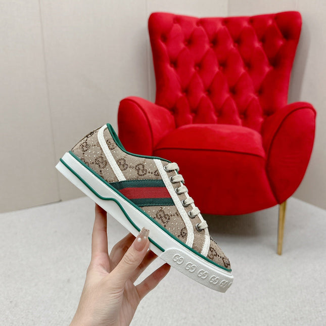 GUCCI 26S LOW TOP SNEAKERS IN BEIGE EBONY CANVAS STYLE 15