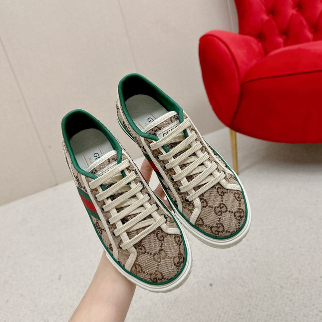 GUCCI 26S LOW TOP SNEAKERS IN BEIGE EBONY CANVAS STYLE 15