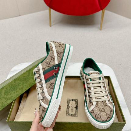 GUCCI 26S LOW TOP SNEAKERS IN BEIGE EBONY CANVAS STYLE 15
