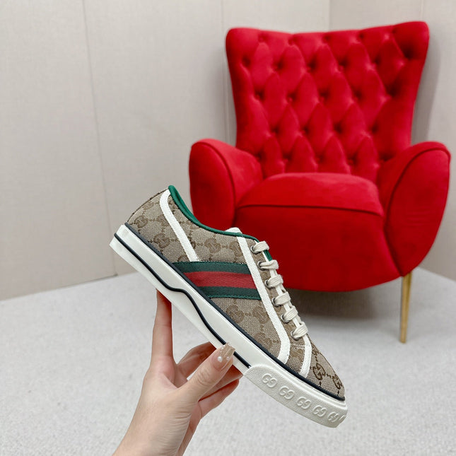 GUCCI 26S LOW TOP SNEAKERS IN BEIGE EBONY CANVAS STYLE 11