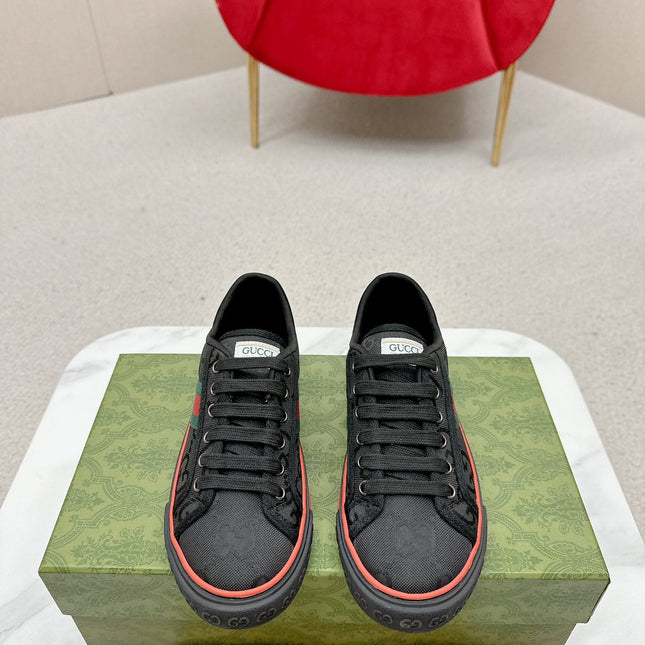 GUCCI 26S LOW TOP SNEAKERS IN BLACK CANVAS STYLE 22