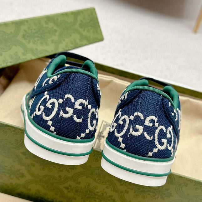 GUCCI 26S LOW TOP SNEAKERS IN DARK BLUE CANVAS STYLE 19