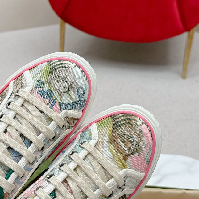 GUCCI 26S LOW TOP SNEAKERS IN MULTICOLOR CANVAS STYLE 26