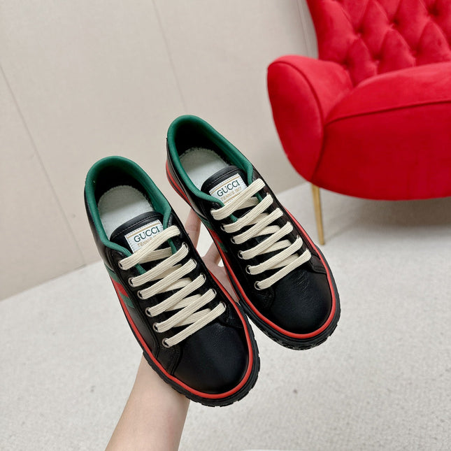 GUCCI 26S LOW TOP SNEAKERS IN BLACK CALFSKIN STYLE 17
