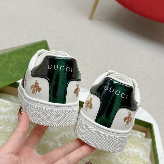 GUCCI 26S LOW TOP SNEAKERS IN WHITE CALFSKIN STYLE 01