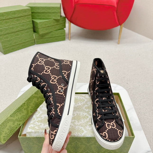 GUCCI 26S HIGH TOP SNEAKERS IN BROWN GG MONOGRAM CANVAS
