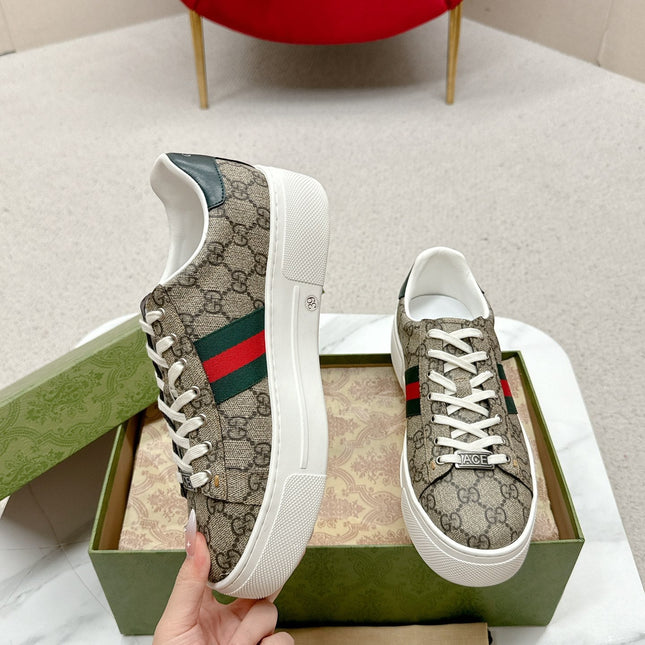 GUCCI 26S LOW TOP SNEAKERS IN BEIGE EBONY CANVAS STYLE 06