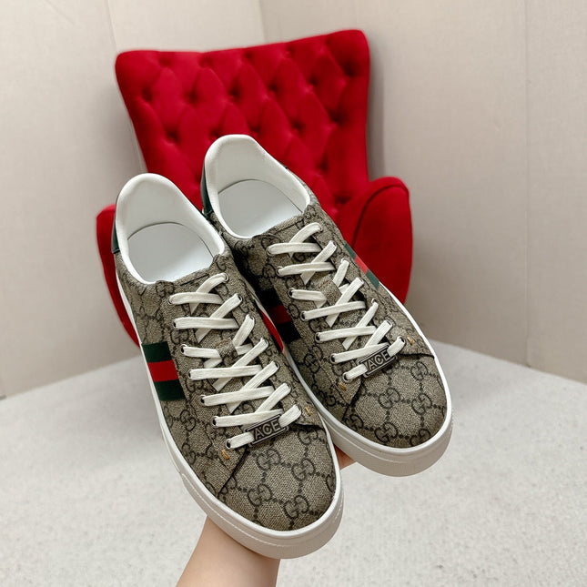 GUCCI 26S LOW TOP SNEAKERS IN BEIGE EBONY CANVAS STYLE 06