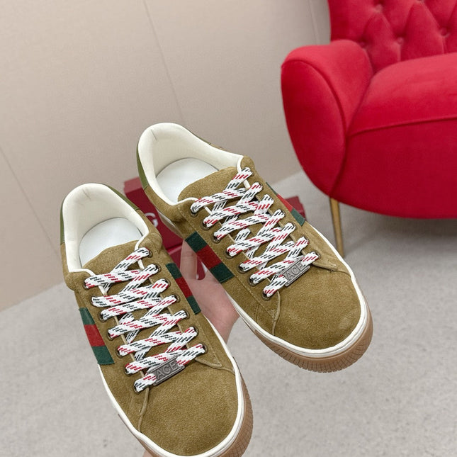 GUCCI 26S LOW TOP SNEAKERS IN OLIVE BROWN SUEDE STYLE 04