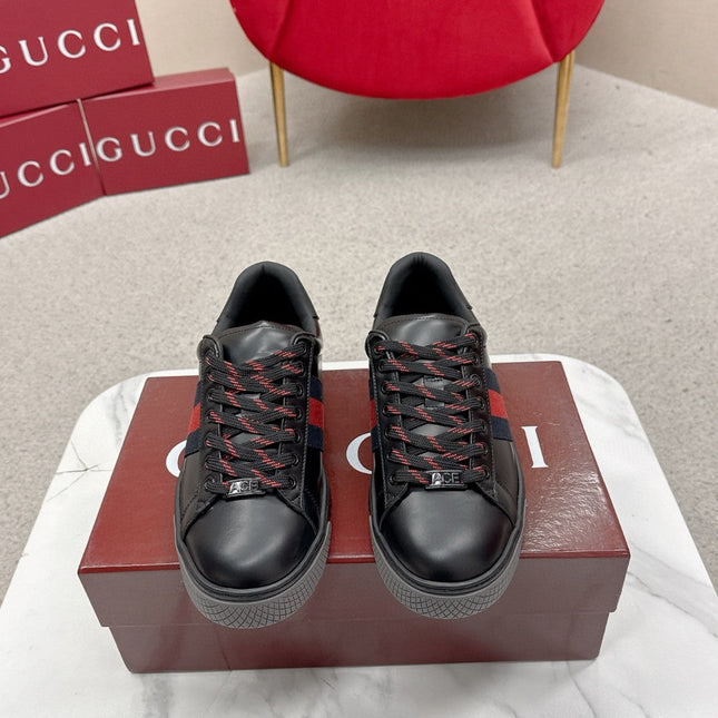 GUCCI 26S LOW TOP SNEAKERS IN BLACK CALFSKIN STYLE 03