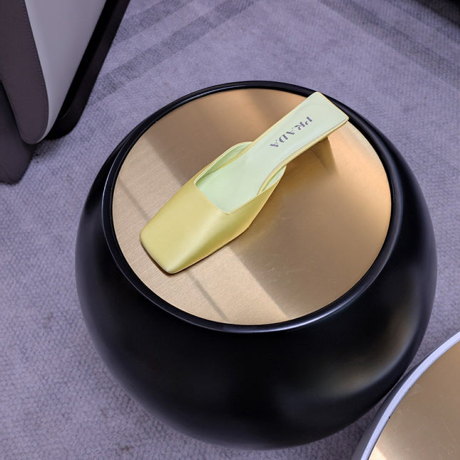 PRADA 26S SQUARE TOE MULES 40MM IN LIGHT YELLOW SATIN