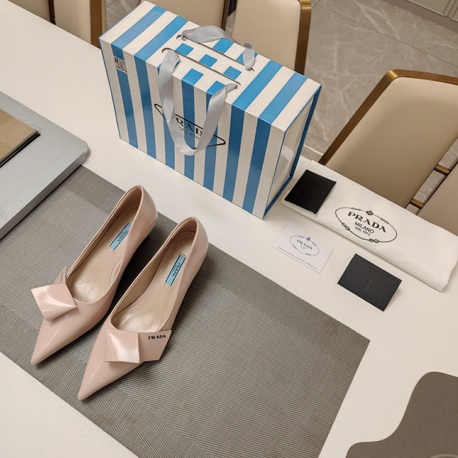 PRADA 26S POINTED TOE PUMPS 45MM IN BEIGE CALFSKIN