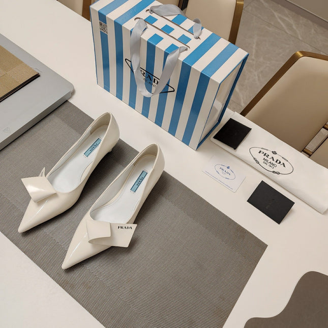 PRADA 26S POINTED TOE PUMPS 45MM IN IVORY WHITE CALFSKIN