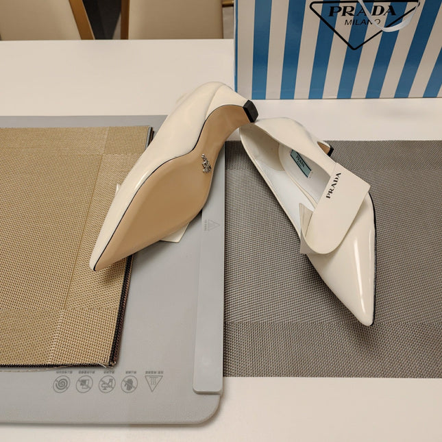 PRADA 26S POINTED TOE PUMPS 45MM IN IVORY WHITE CALFSKIN