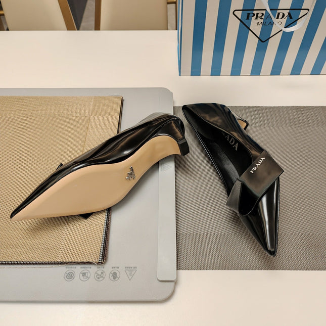 PRADA 26S POINTED TOE PUMPS 45MM IN BLACK CALFSKIN