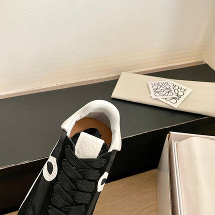 LOEWE 26S FLOW RUNNER SNEAKER IN BLACK SUEDE AND WHITE SHEEPSKIN