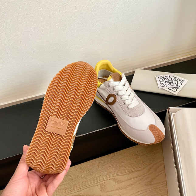 LOEWE 26S FLOW RUNNER SNEAKER IN LIGHT GRAY SUEDE AND YELLOW SHEEPSKIN