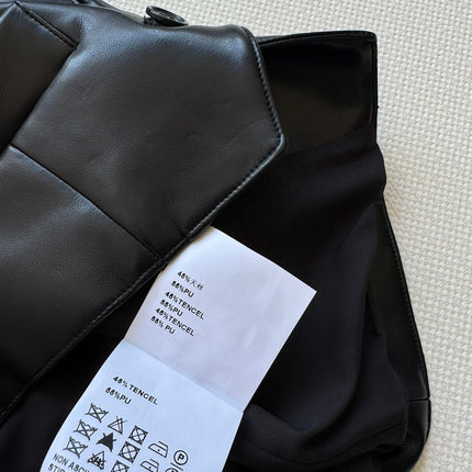 MIUMIU LEATHER VEST STYLE 728