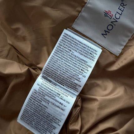 MONCLER 26S DOWN JACKET 781