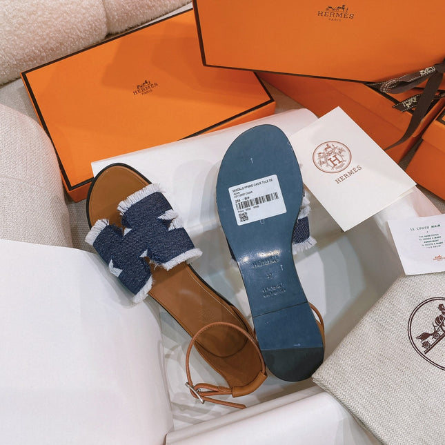 HM 26S SANTORINI SANDAL IN NAVY BLUE CALFSKIN AND FABRIC