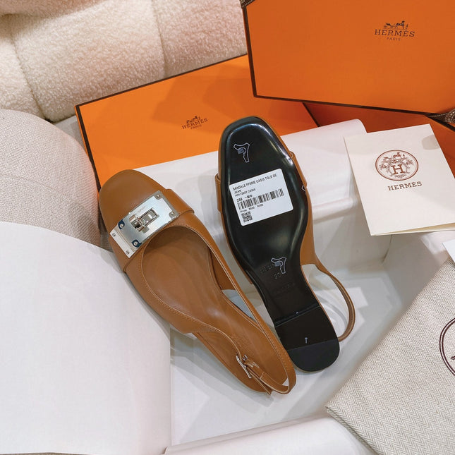 HM 26S INNOCENTE SLINGBACK IN CARAMEL BROWN CALFSKIN SILVER HARDWARE