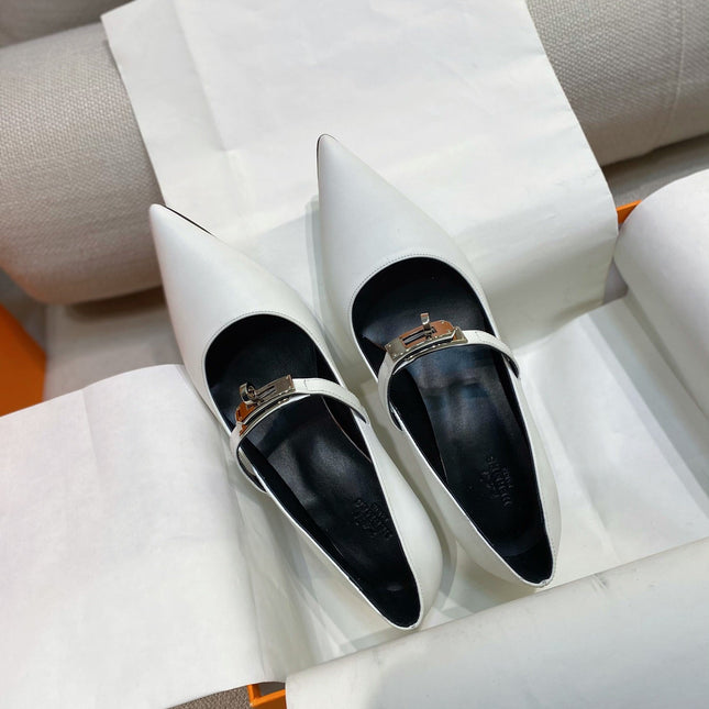 HM 26S MARY JANE POINTED TOE HEELS 40MM IN CREAM WHITE CALFSKIN KELLY BUCKLE