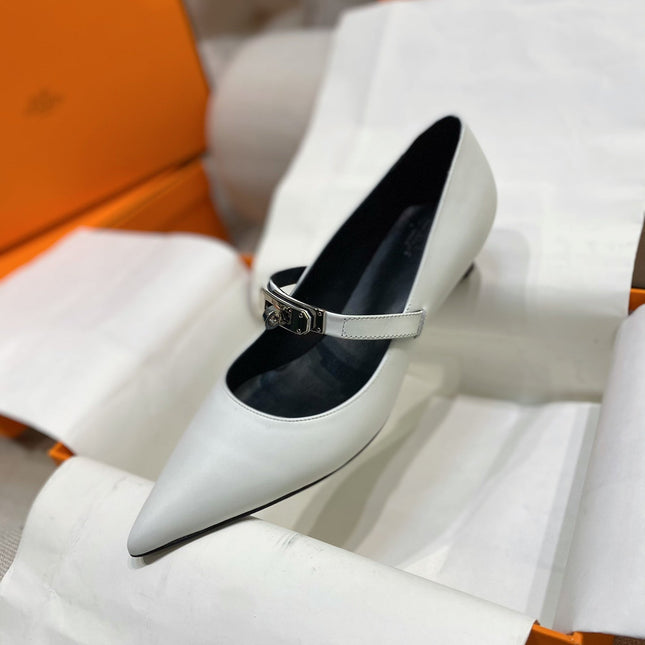 HM 26S MARY JANE POINTED TOE HEELS 40MM IN CREAM WHITE CALFSKIN KELLY BUCKLE