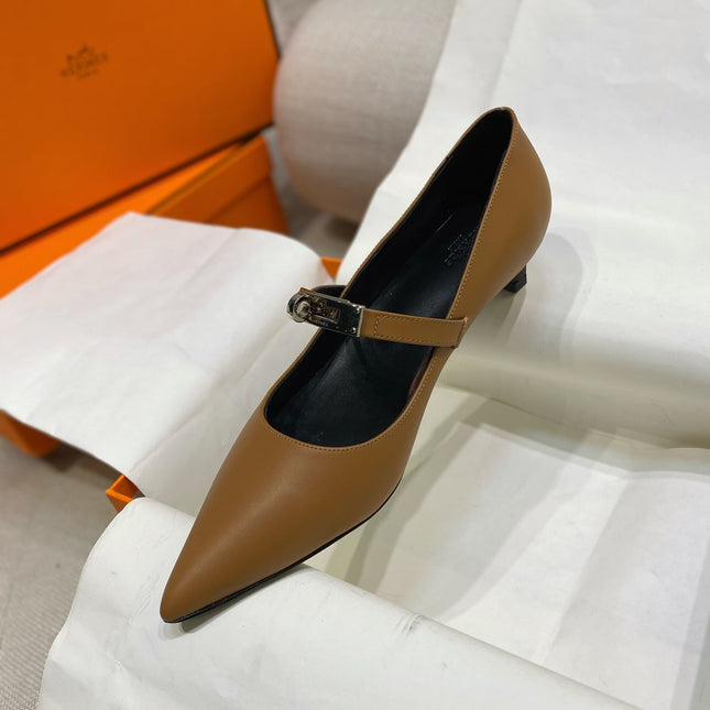 HM 26S MARY JANE POINTED TOE HEELS 40MM IN BROWN CALFSKIN KELLY BUCKLE